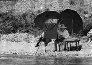 Lcgr1501 Prints: Winston Churchill painting on the Italian Riviera, ca. 1948-49. - (BSLOC_2014_17_54)