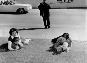 Parents Prints: Witnesses to the Kennedy assassination