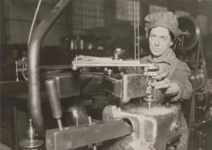 Labor Prints: Woman operating a profiling extractor machine at the Eddystone Ammunitions Plant