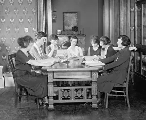 Suffrage Prints: Women of the National Women's Party meeting in 1922
