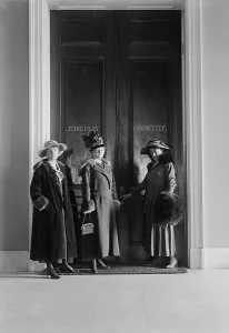 Social Movements Prints: Women suffragists at the doors of the House Judiciary Committee in the House Office Building