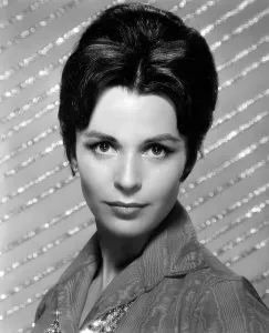 Images Dated 6th April 2005: THE WONDERFUL WORLD OF THE BROTHERS GRIMM, Claire Bloom, 1962