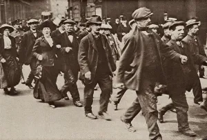 London Prints: World War 1. Accompanied by their wives