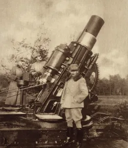 Austrian Prints: World War 1. Austrian 30.5 centimeter gun