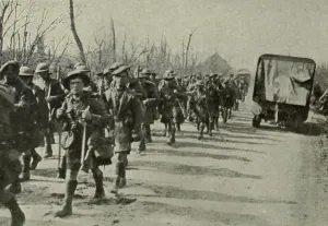 Defeats Prints: World War 1. British troops in retreat during the March 1918 German offensive code Named Operation Michael
