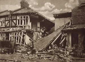 Explosives Prints: World War 1. London homes were wrecked and civilians killed by German aerial bombs