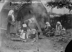 Images Dated 5th February 2008: WORLD WAR I, returned Serbian refugees, photograph circa 1914