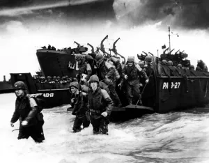 Images Dated 22nd May 2007: World War II: American soldiers landing in Normandy