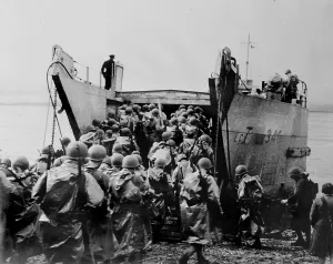 Boarding Prints: World War II, U.S. soldiers boarding a ship, circa 1940-1946