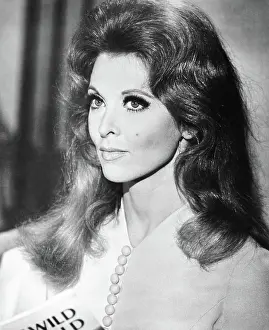 Pod21 Prints: THE WRECKING CREW, Tina Louise, 1969