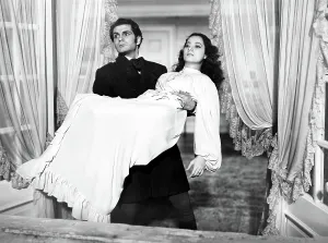 Curtains Prints: WUTHERING HEIGHTS, Laurence Olivier, Merle Oberon, 1939