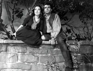 Happiness Prints: WUTHERING HEIGHTS, Merle Oberon, Laurence Olivier, 1939