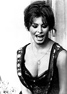 Sophia Prints: YESTERDAY, TODAY AND TOMORROW, (aka IERI, OGGI, DOMANI), Sophia Loren, 1963